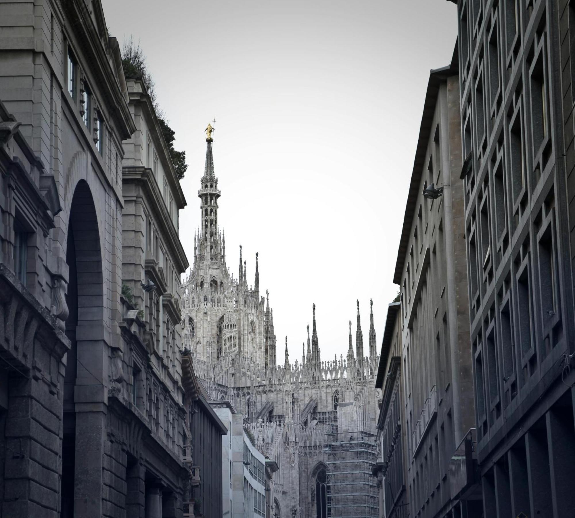 The White Jungle - San Babila Attic Apartment Milano Exterior foto