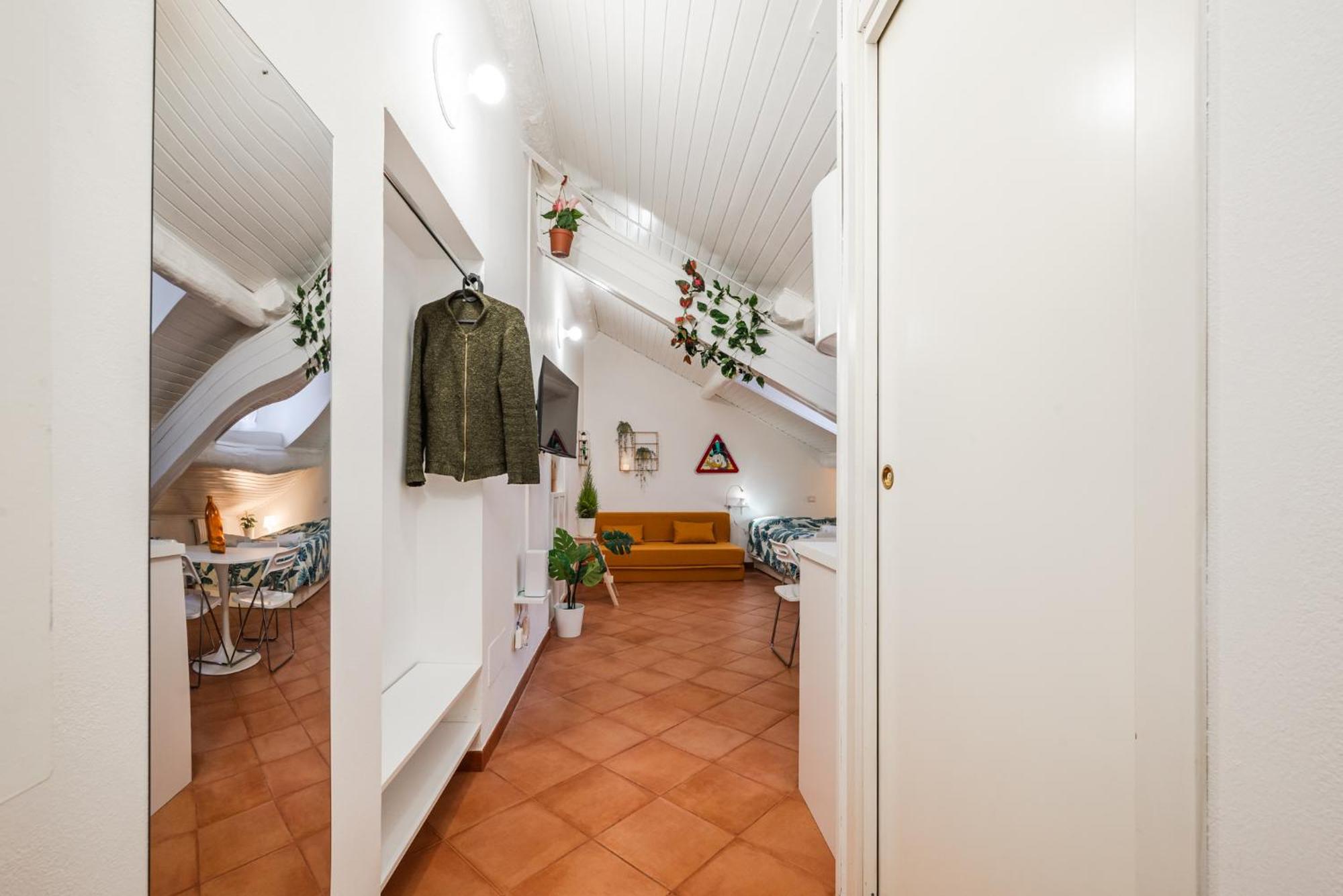 The White Jungle - San Babila Attic Apartment Milano Exterior foto