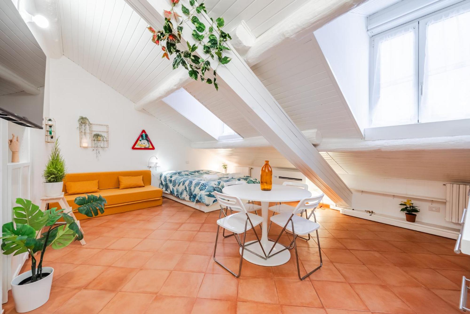 The White Jungle - San Babila Attic Apartment Milano Exterior foto